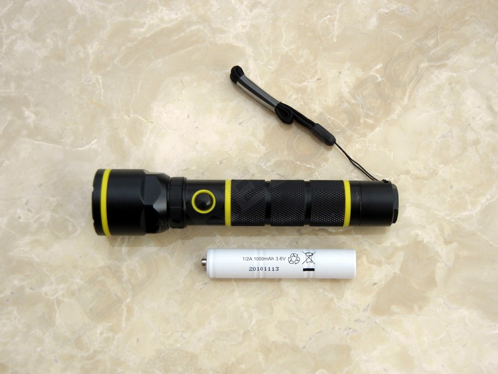 Stanley 95154 Rechargeable LED Flashlight Review LEDResource
