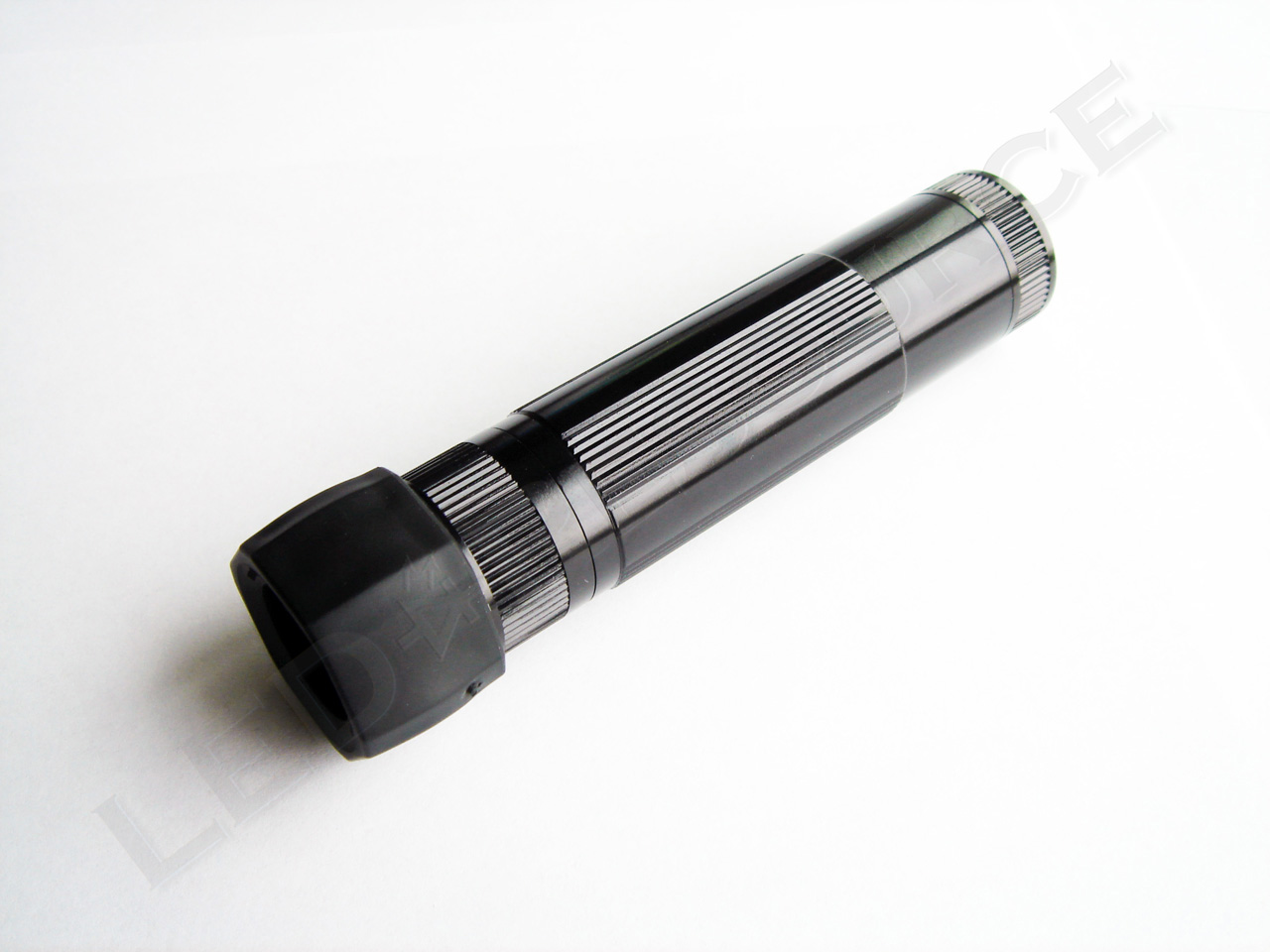 automat ankel Kanon Maglite XL100 LED Flashlight Review - LED-Resource