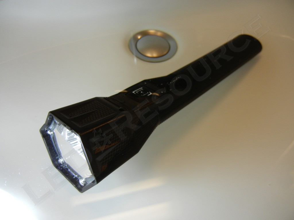 5.11 Tactical PC3.300 Torcia LED Gialla - Ricaricabile, Magnetica, Impermeabile - RARISSIMA